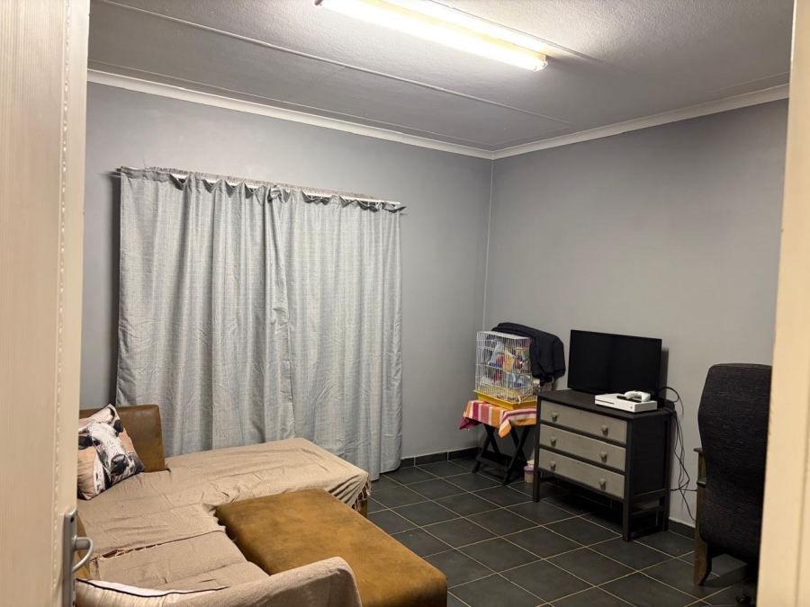 4 Bedroom Property for Sale in Chroompark Limpopo