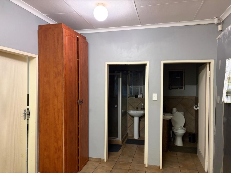 4 Bedroom Property for Sale in Chroompark Limpopo