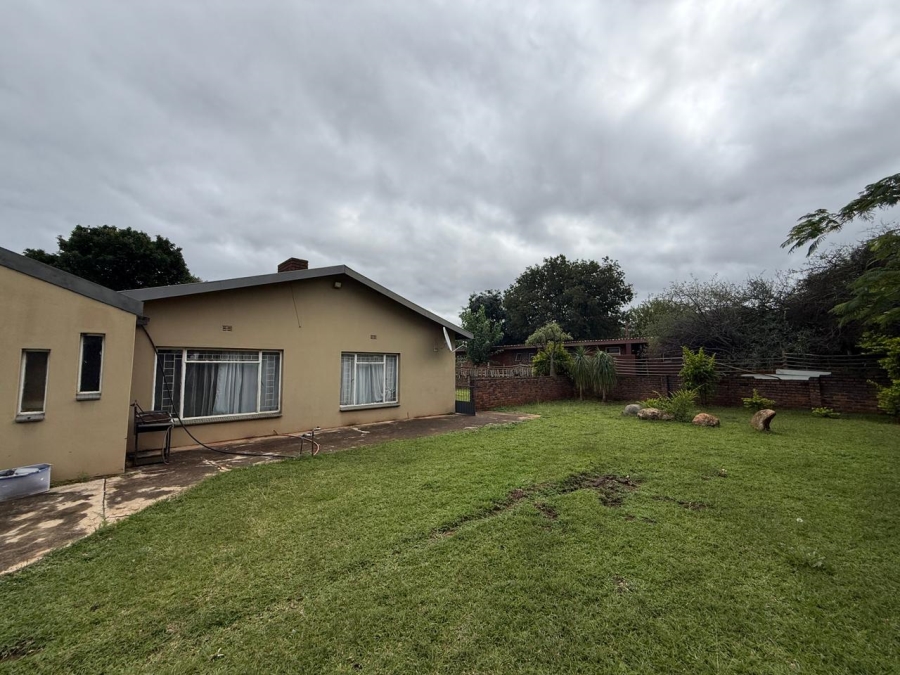 4 Bedroom Property for Sale in Kameeldoringpark Limpopo