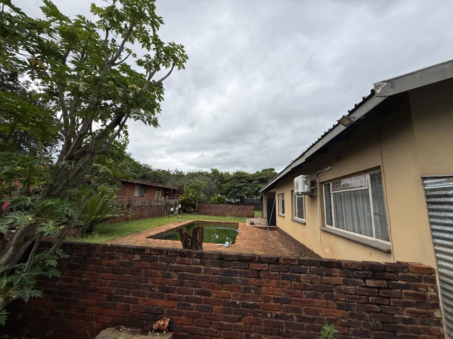 4 Bedroom Property for Sale in Kameeldoringpark Limpopo