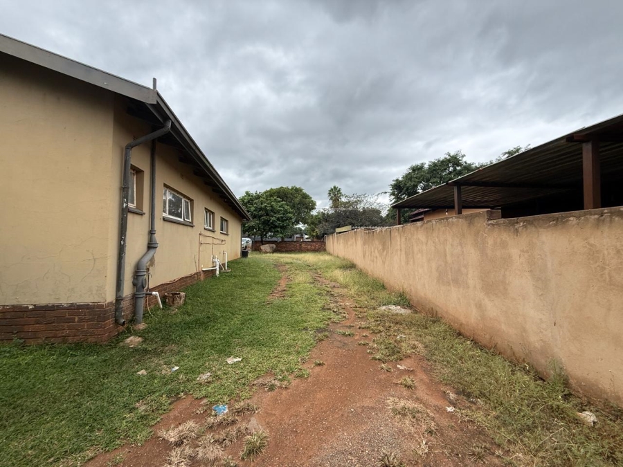 4 Bedroom Property for Sale in Kameeldoringpark Limpopo
