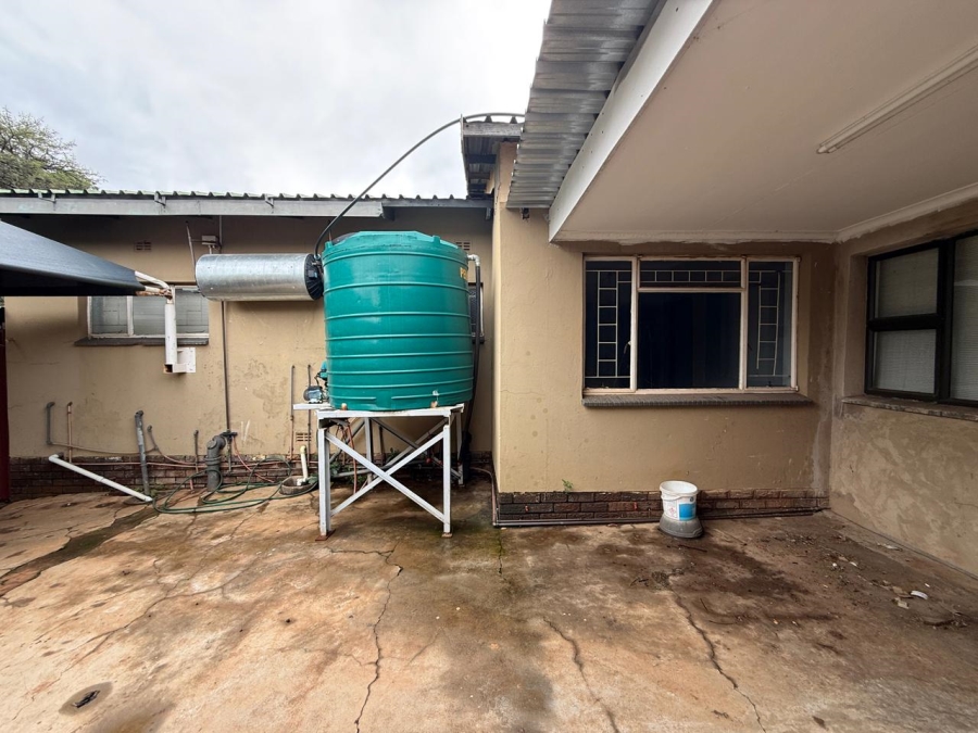 4 Bedroom Property for Sale in Kameeldoringpark Limpopo