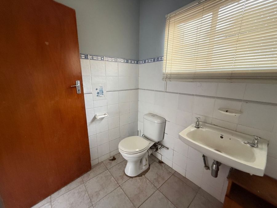 4 Bedroom Property for Sale in Kameeldoringpark Limpopo