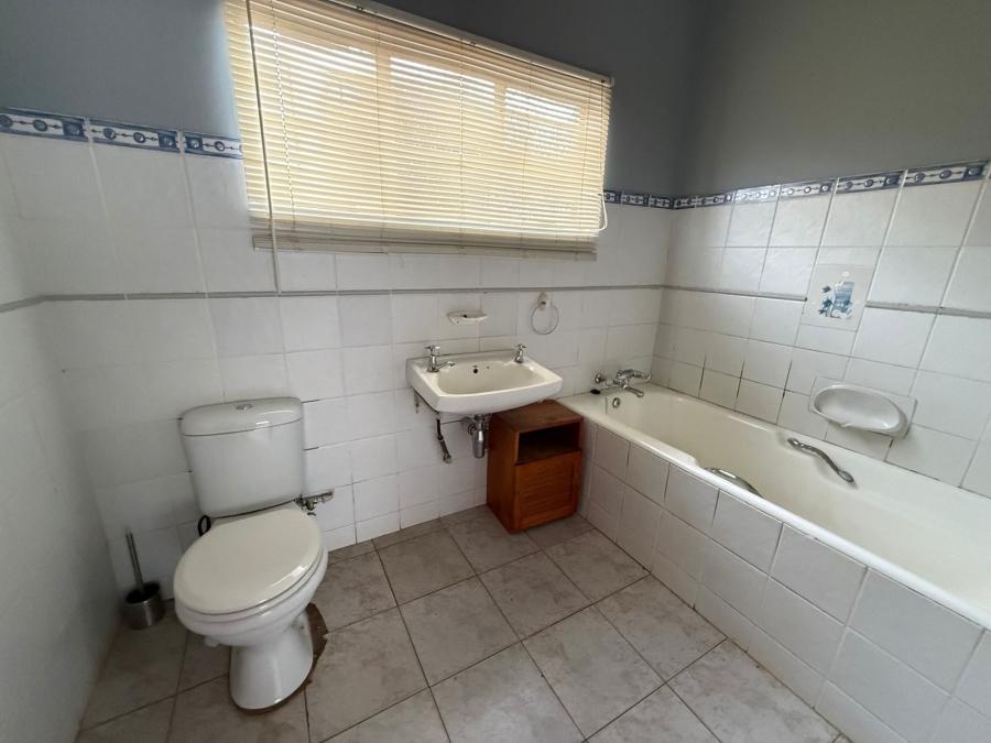 4 Bedroom Property for Sale in Kameeldoringpark Limpopo