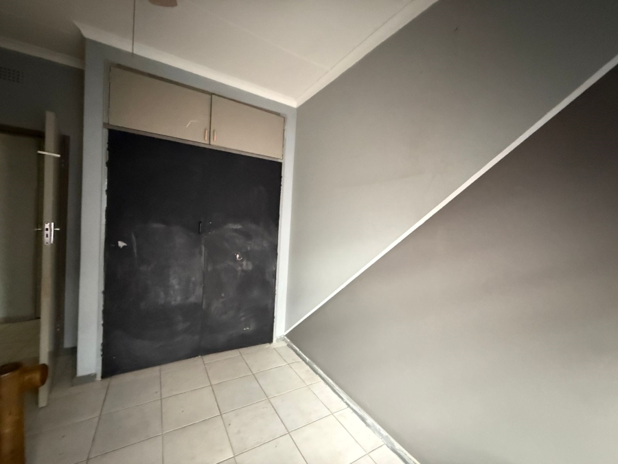 4 Bedroom Property for Sale in Kameeldoringpark Limpopo
