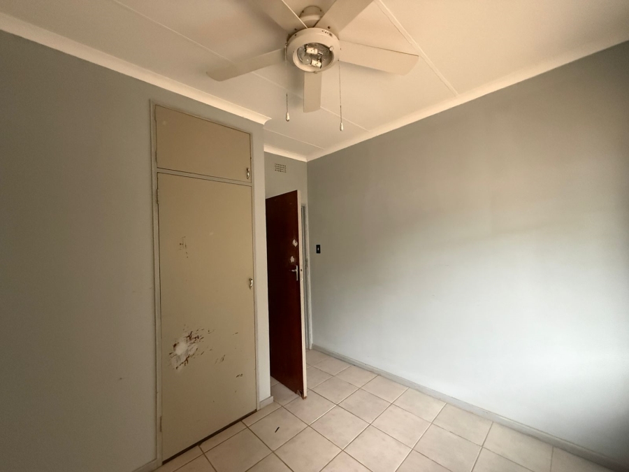 4 Bedroom Property for Sale in Kameeldoringpark Limpopo
