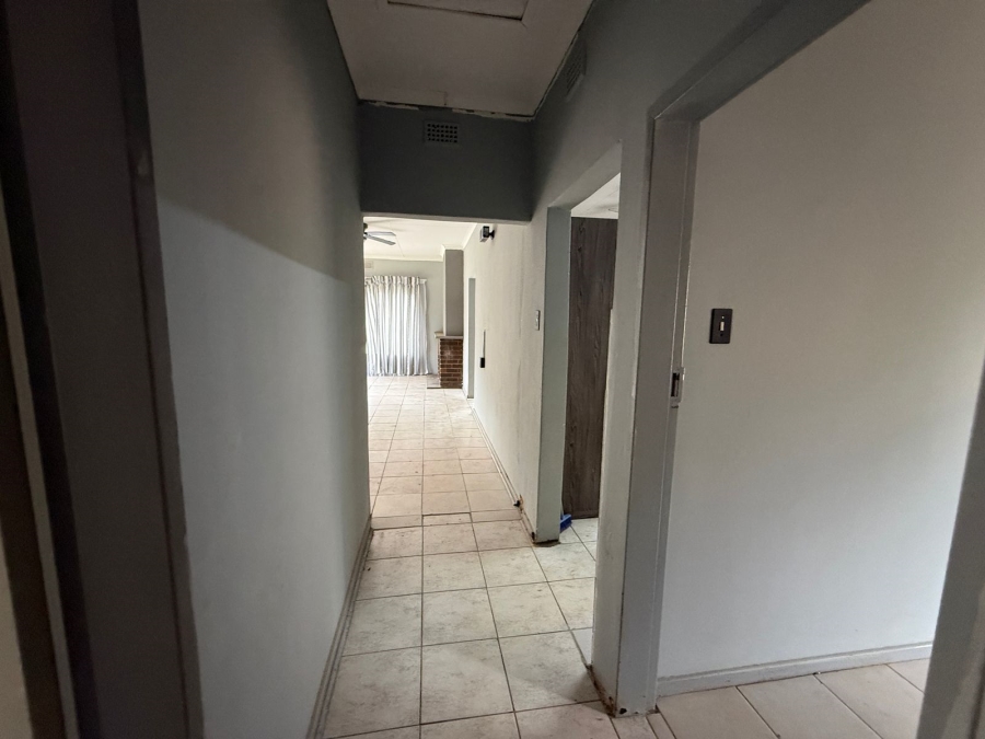 4 Bedroom Property for Sale in Kameeldoringpark Limpopo