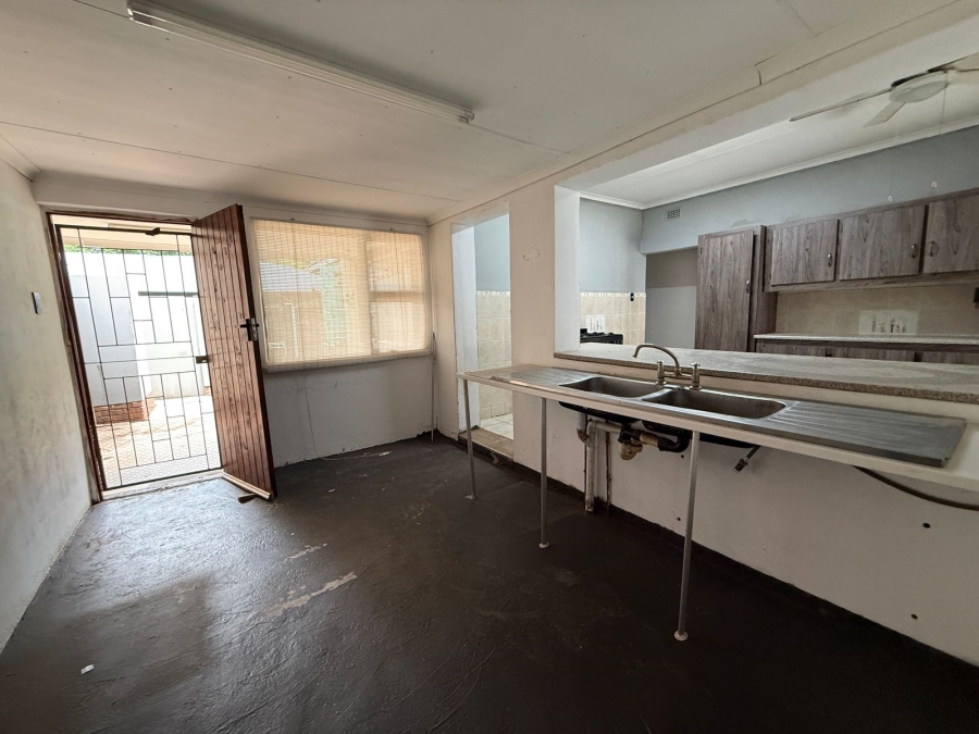 4 Bedroom Property for Sale in Kameeldoringpark Limpopo