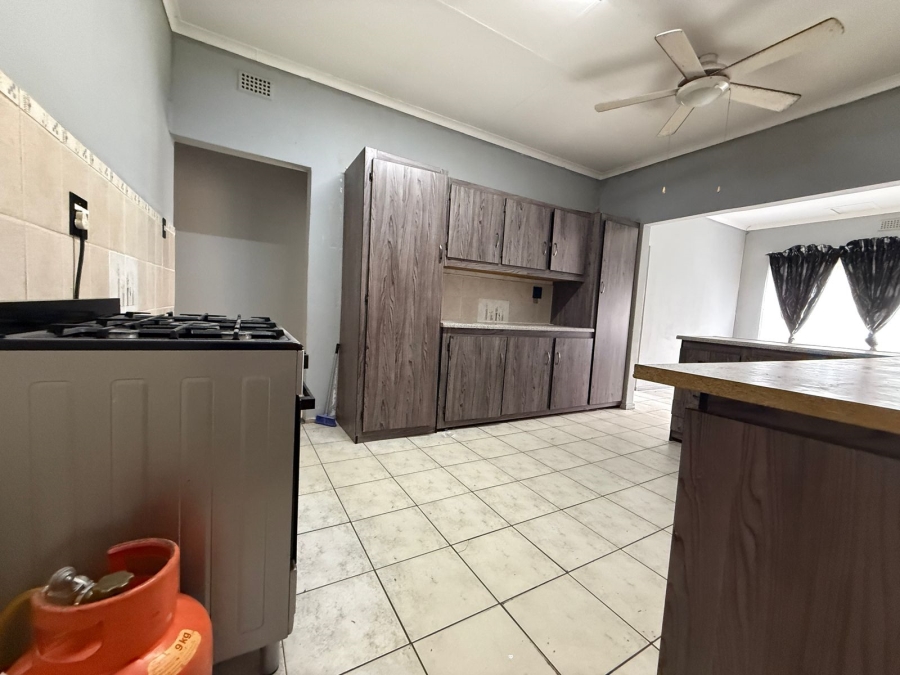 4 Bedroom Property for Sale in Kameeldoringpark Limpopo