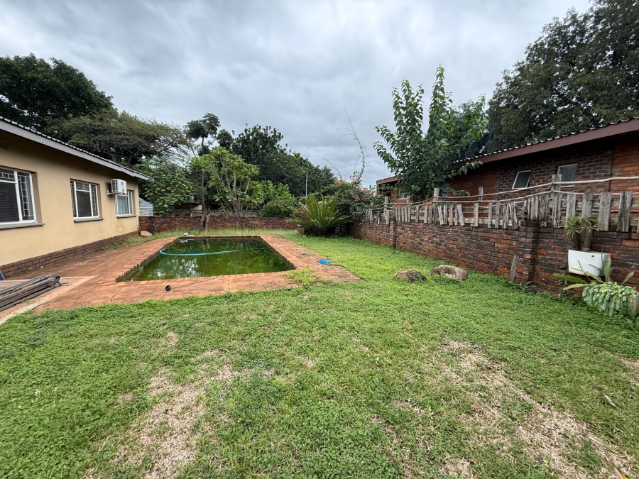 4 Bedroom Property for Sale in Kameeldoringpark Limpopo