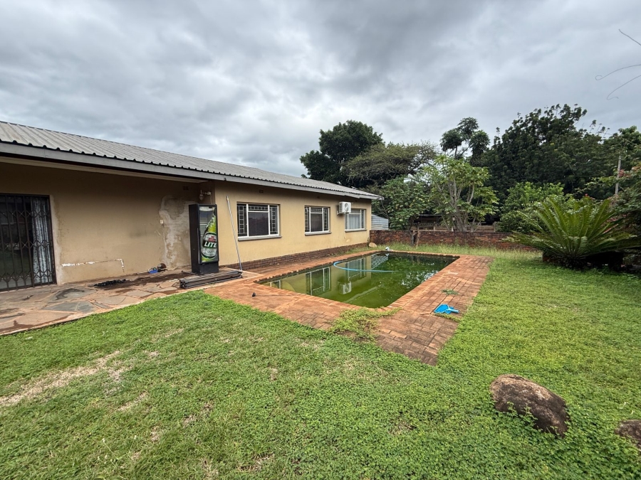 4 Bedroom Property for Sale in Kameeldoringpark Limpopo