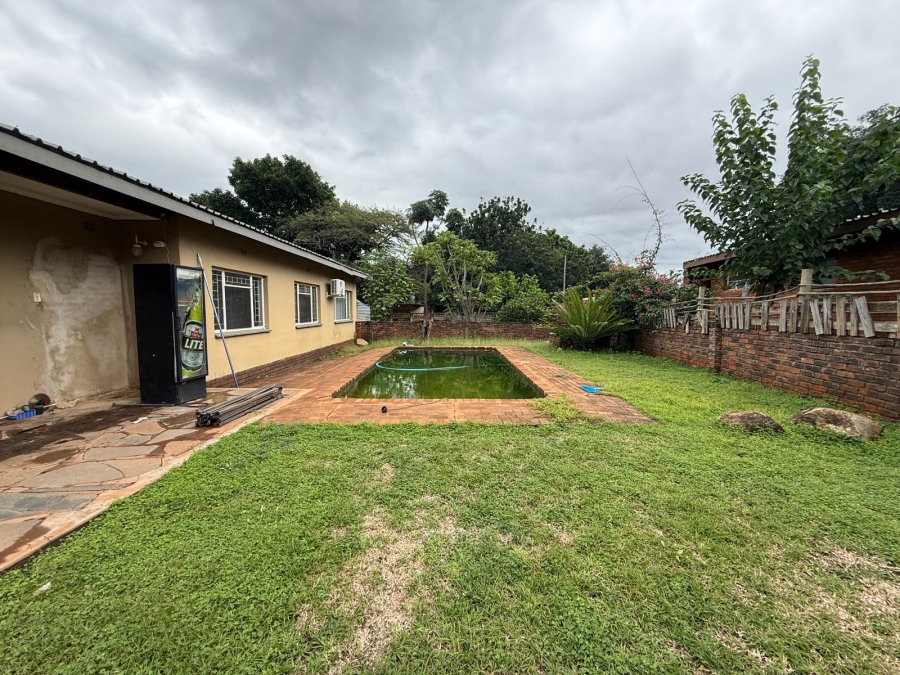 4 Bedroom Property for Sale in Kameeldoringpark Limpopo