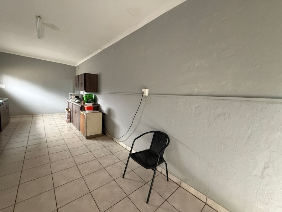 4 Bedroom Property for Sale in Kameeldoringpark Limpopo