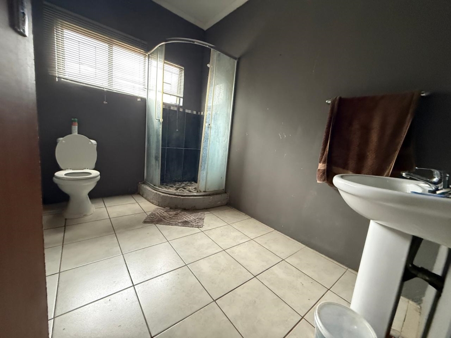 4 Bedroom Property for Sale in Kameeldoringpark Limpopo