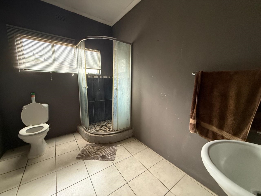 4 Bedroom Property for Sale in Kameeldoringpark Limpopo