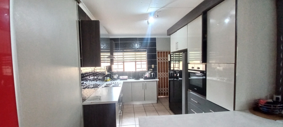 4 Bedroom Property for Sale in Bendor Limpopo