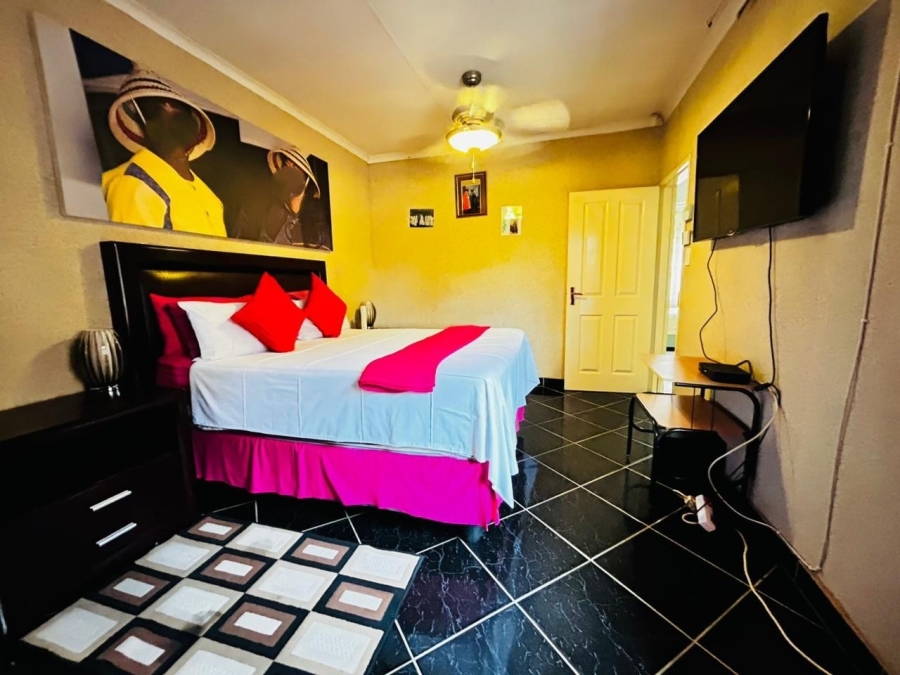 3 Bedroom Property for Sale in Akasia Limpopo