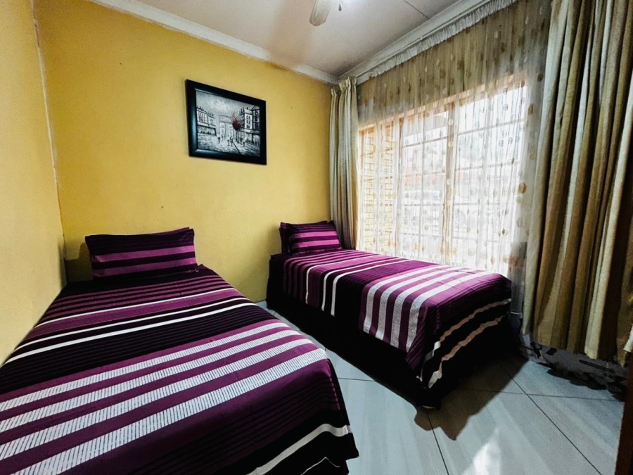 3 Bedroom Property for Sale in Akasia Limpopo