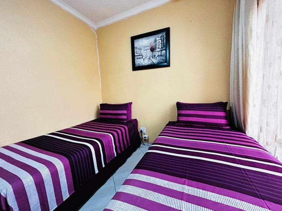 3 Bedroom Property for Sale in Akasia Limpopo