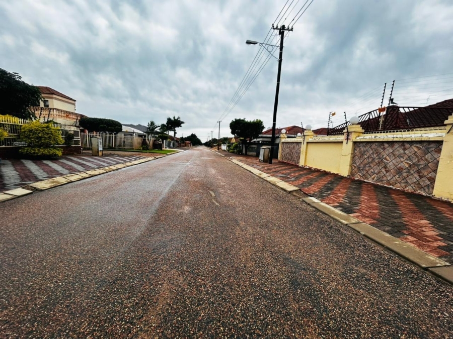 3 Bedroom Property for Sale in Akasia Limpopo