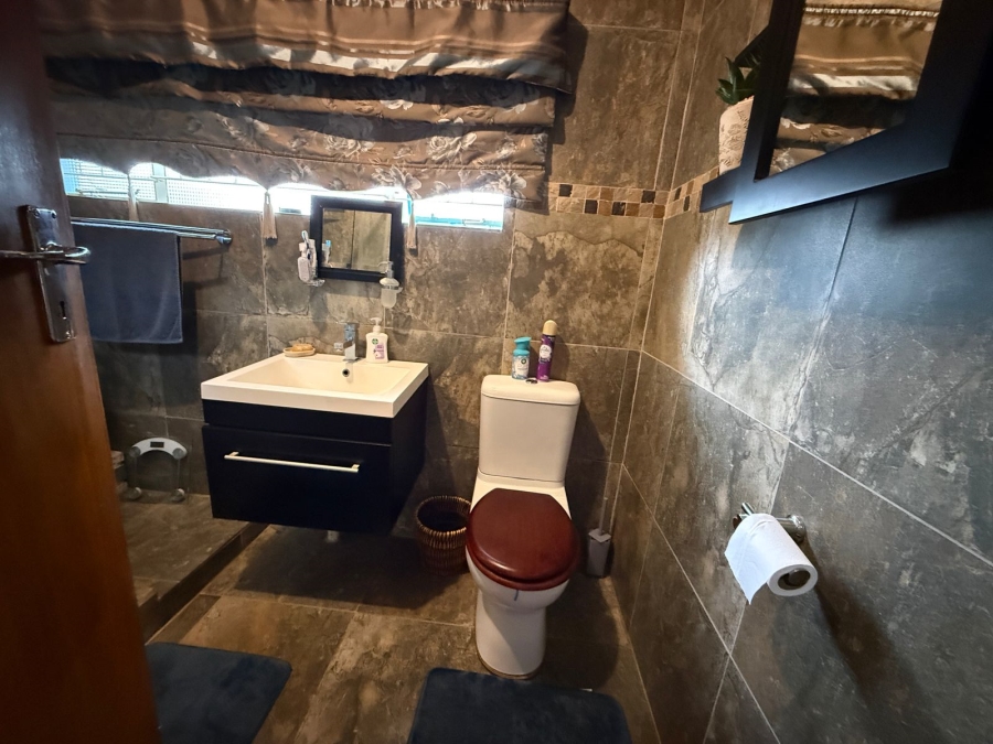 4 Bedroom Property for Sale in Mokopane Central Limpopo