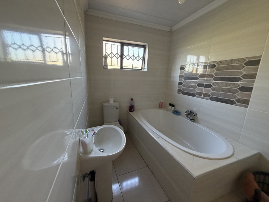 4 Bedroom Property for Sale in Louis Trichardt Limpopo