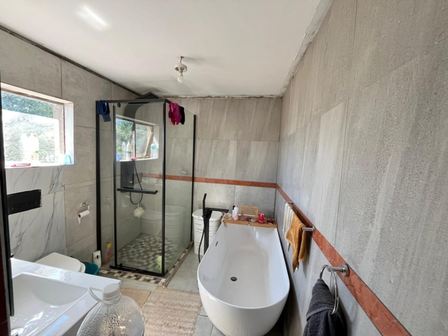 5 Bedroom Property for Sale in Phalaborwa Rural Limpopo