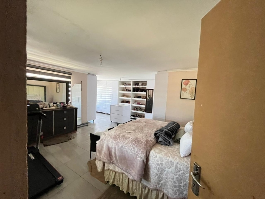 5 Bedroom Property for Sale in Phalaborwa Rural Limpopo