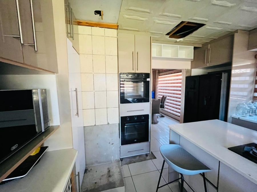 5 Bedroom Property for Sale in Phalaborwa Rural Limpopo