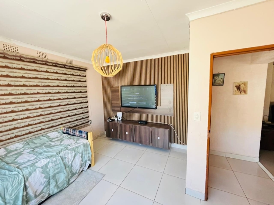 5 Bedroom Property for Sale in Phalaborwa Rural Limpopo