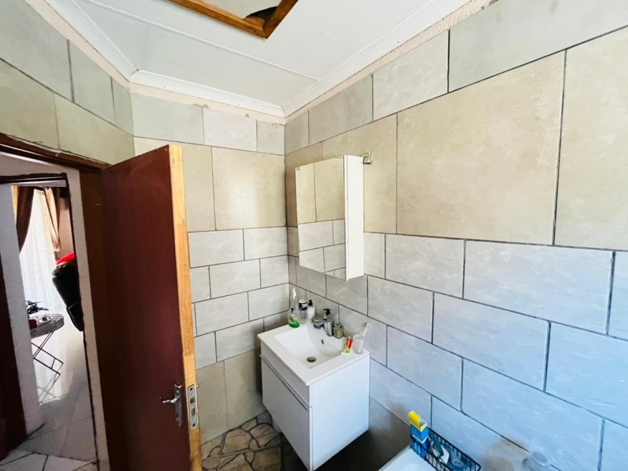 5 Bedroom Property for Sale in Phalaborwa Rural Limpopo