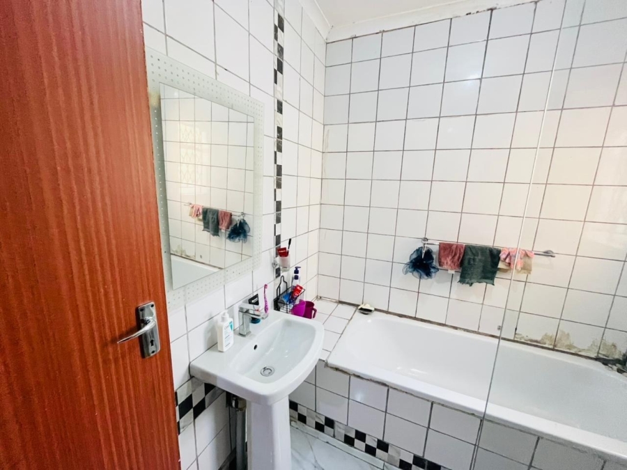 5 Bedroom Property for Sale in Phalaborwa Rural Limpopo