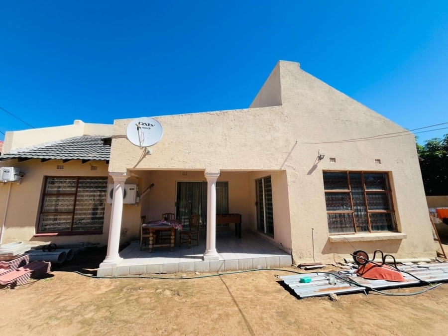 5 Bedroom Property for Sale in Phalaborwa Rural Limpopo