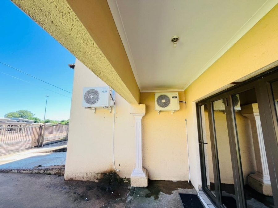 5 Bedroom Property for Sale in Phalaborwa Rural Limpopo