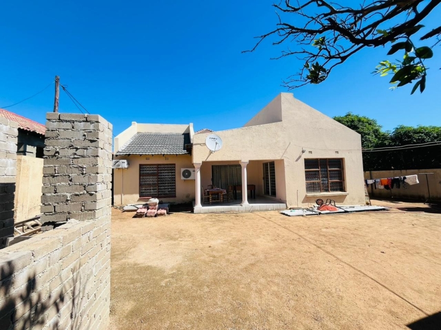 5 Bedroom Property for Sale in Phalaborwa Rural Limpopo