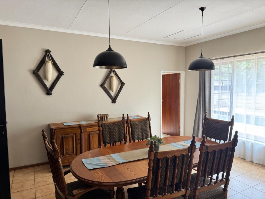 4 Bedroom Property for Sale in Kameeldoringpark Limpopo