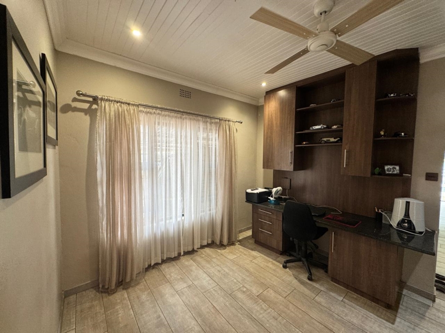 4 Bedroom Property for Sale in Kameeldoringpark Limpopo