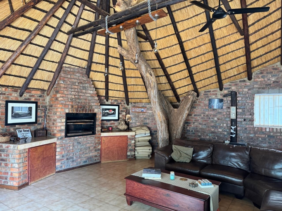 4 Bedroom Property for Sale in Kameeldoringpark Limpopo
