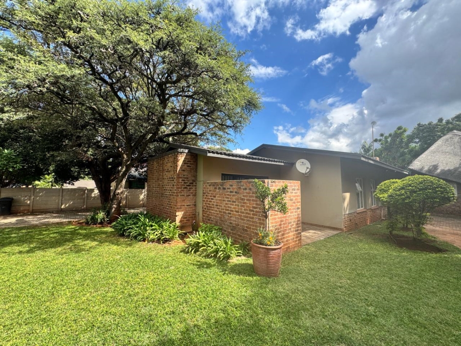 4 Bedroom Property for Sale in Kameeldoringpark Limpopo