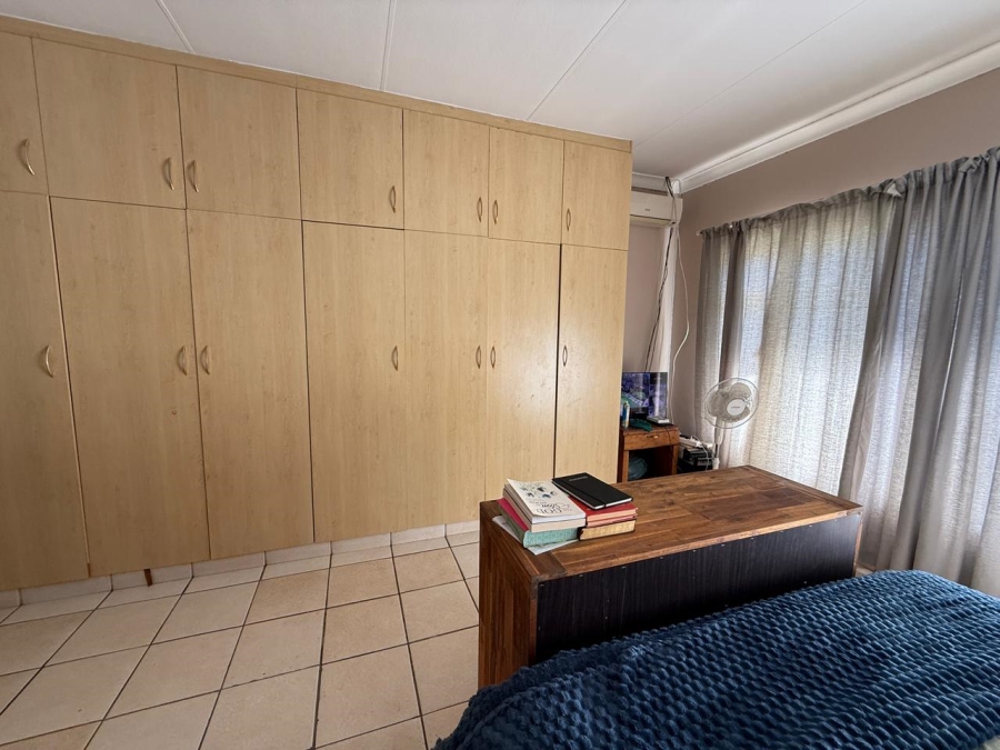 4 Bedroom Property for Sale in Kameeldoringpark Limpopo