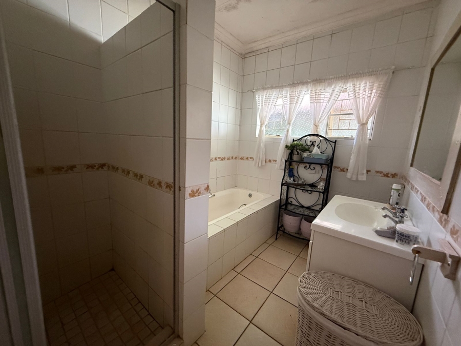 4 Bedroom Property for Sale in Kameeldoringpark Limpopo