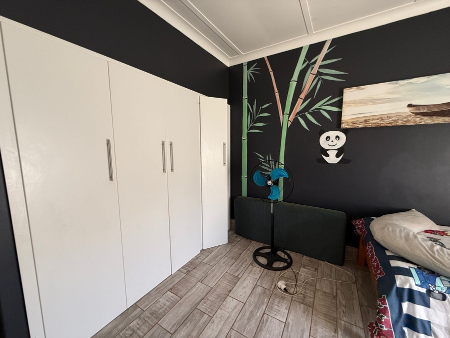 4 Bedroom Property for Sale in Kameeldoringpark Limpopo