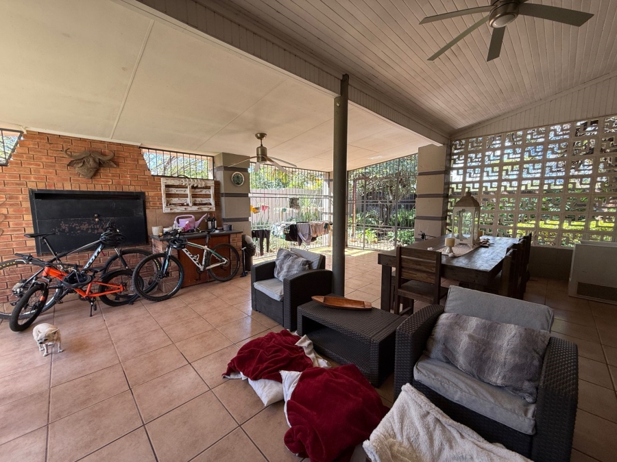 4 Bedroom Property for Sale in Kameeldoringpark Limpopo