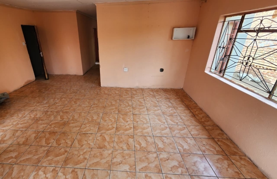 3 Bedroom Property for Sale in Madiba Park Limpopo