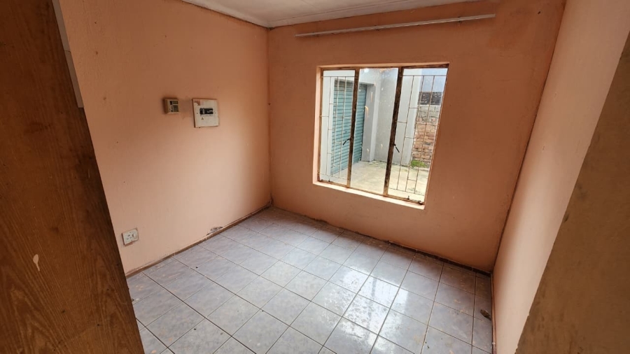 3 Bedroom Property for Sale in Madiba Park Limpopo