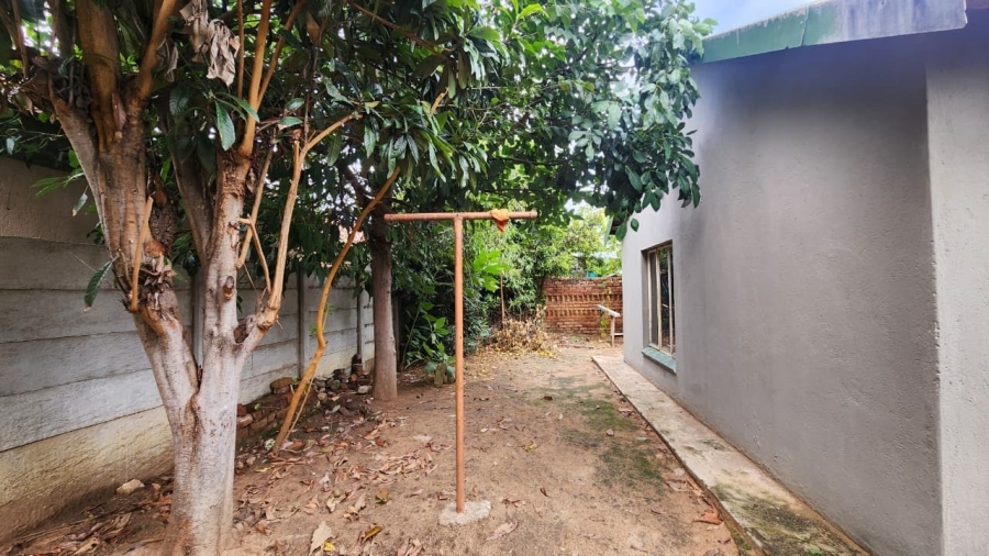 3 Bedroom Property for Sale in Madiba Park Limpopo