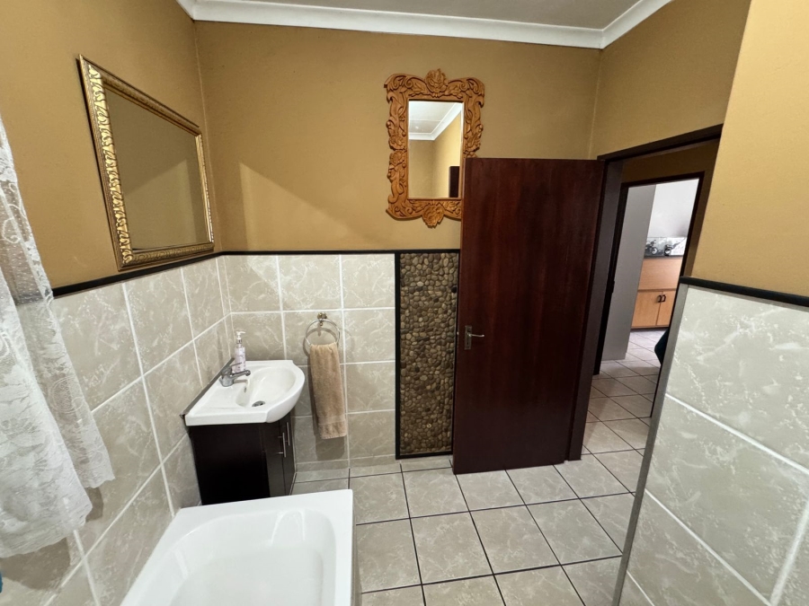 3 Bedroom Property for Sale in Mokopane Central Limpopo