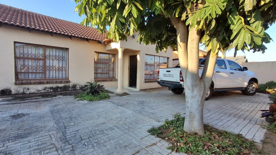 3 Bedroom Property for Sale in Seshego Limpopo