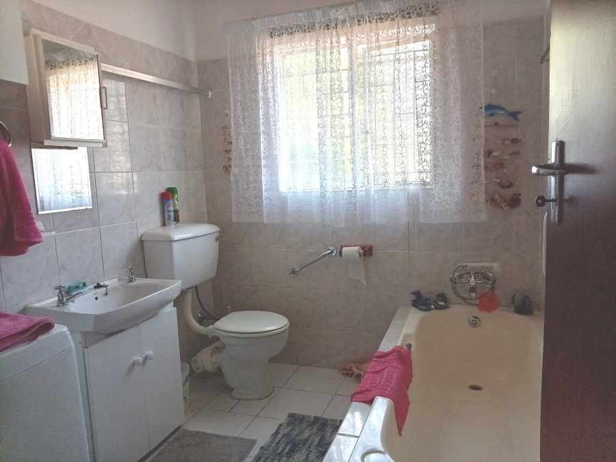 2 Bedroom Property for Sale in Aventura Warmbaths Limpopo