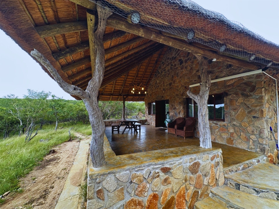 2 Bedroom Property for Sale in Lissataba Private Nature Reserve Limpopo